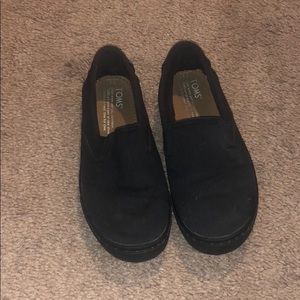 Boys Toms shoes